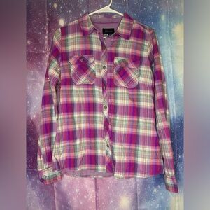 Women’s marmot plaid shirt 🛍